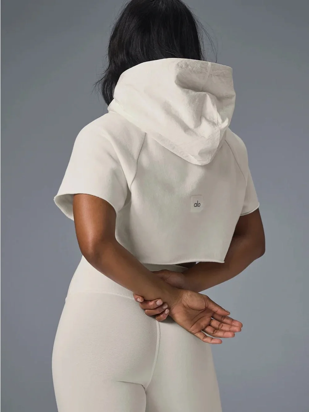 Alo Cropped in The Air Short Sleeve Hoodie